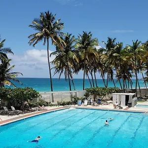 1-bedroom-balcony-ocean-view-beach-and-pool-washerdryer.comcaribbean.com/